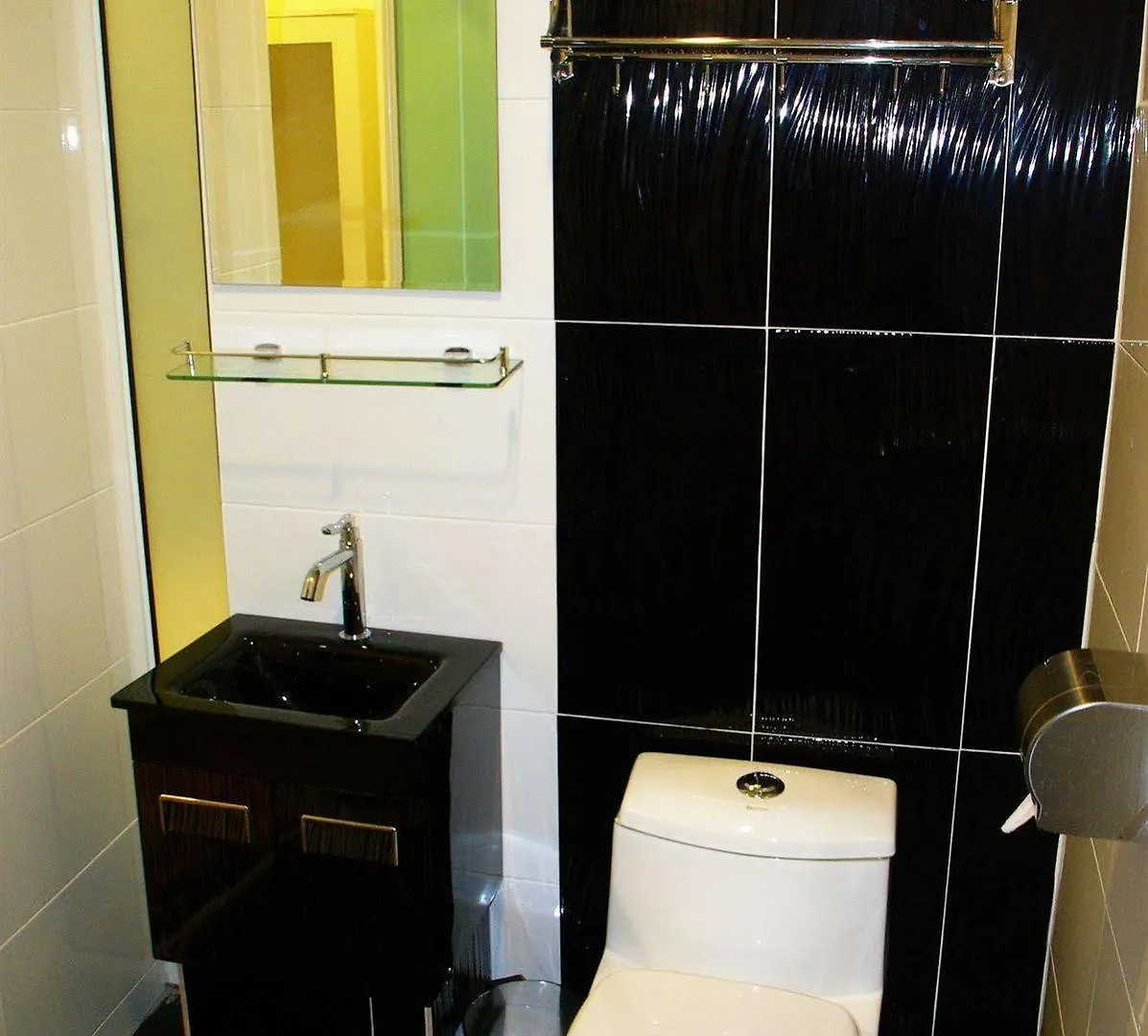 **  Vinz Hotel Malacca Malaysia